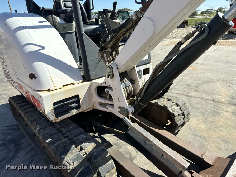 image for item MV9267 2008 Bobcat  329G mini excavator