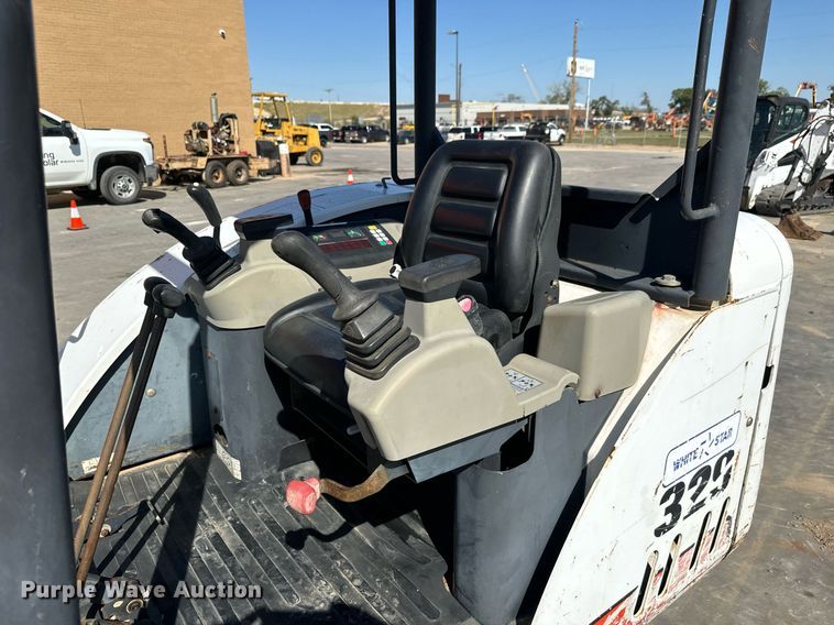 image for item MV9267 2008 Bobcat  329G mini excavator