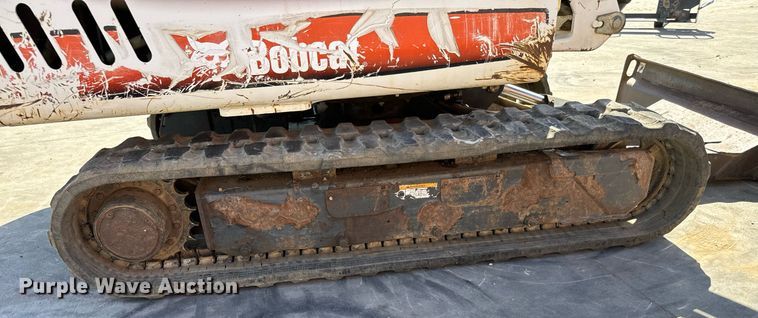 image for item MV9267 2008 Bobcat  329G mini excavator