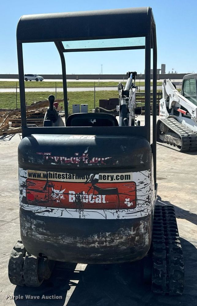 image for item MV9269 2014 Bobcat 324M mini excavator