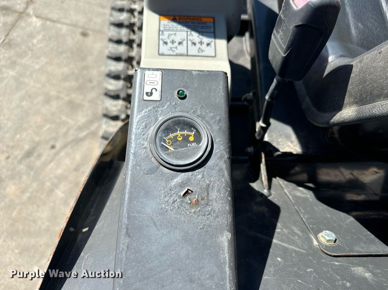 image for item MV9269 2014 Bobcat 324M mini excavator