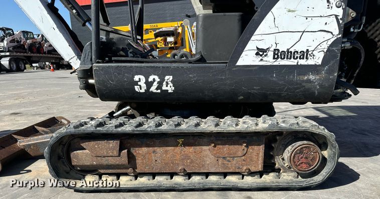 image for item MV9269 2014 Bobcat 324M mini excavator