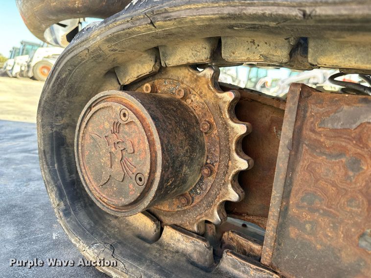 image for item MV9269 2014 Bobcat 324M mini excavator