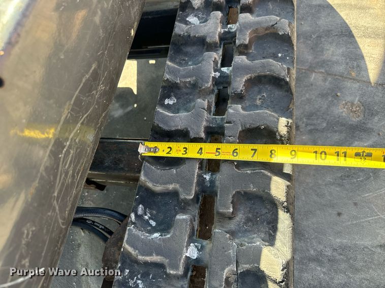 image for item MV9269 2014 Bobcat 324M mini excavator