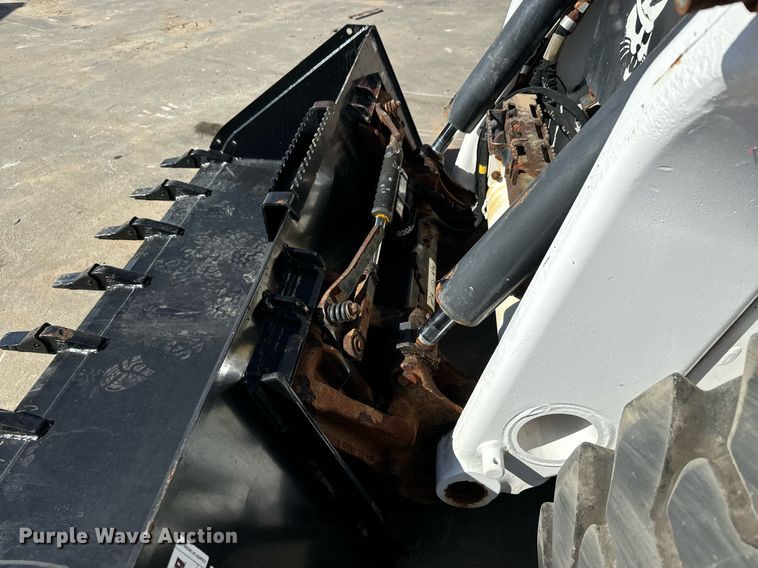 image for item MV9270 2022 Bobcat  S76 skid steer loader