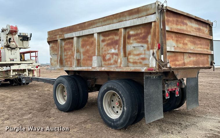 image for item NH9131 1989 Shop built end dump pup trailer