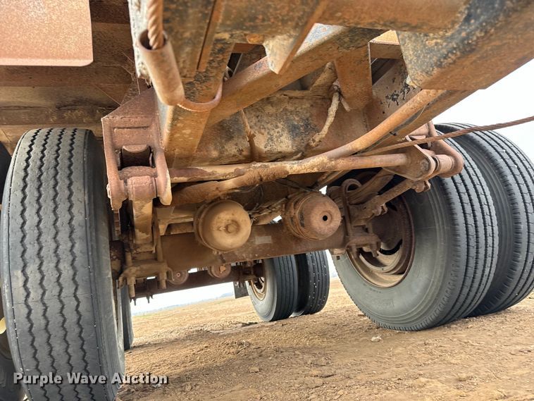 image for item NH9131 1989 Shop built end dump pup trailer