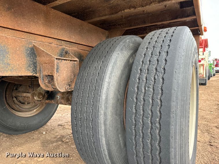 image for item NH9131 1989 Shop built end dump pup trailer