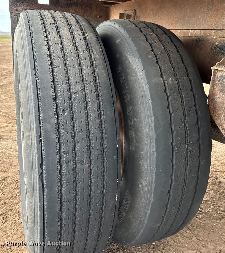 image for item NH9131 1989 Shop built end dump pup trailer