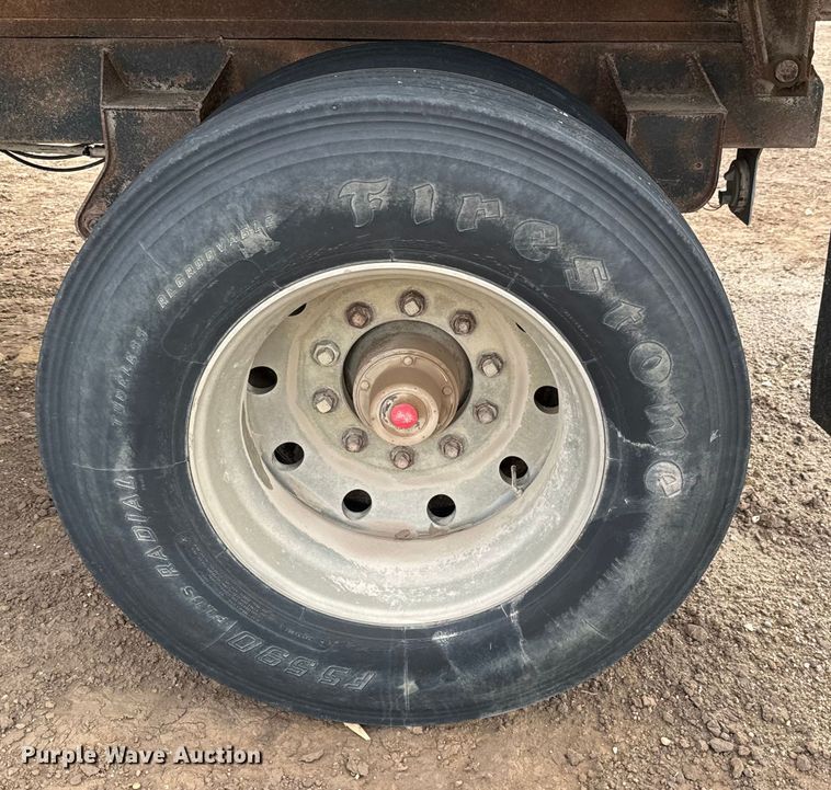 image for item NH9131 1989 Shop built end dump pup trailer