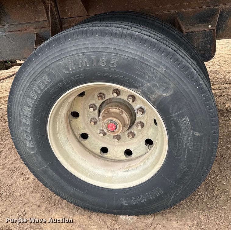 image for item NH9131 1989 Shop built end dump pup trailer