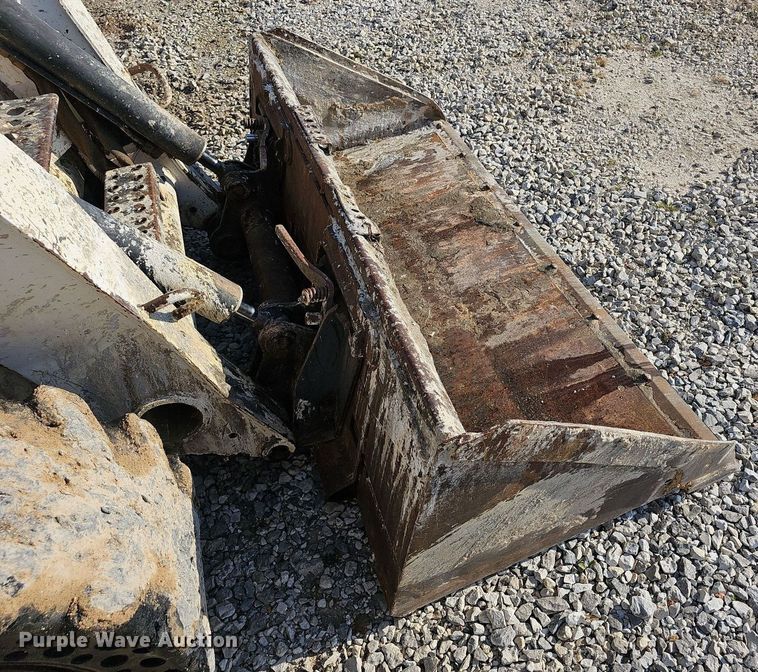 image for item NX9127 2009 Bobcat  S300 skid steer loader