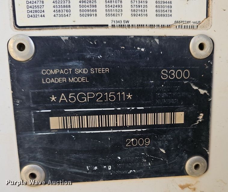 image for item NX9127 2009 Bobcat  S300 skid steer loader