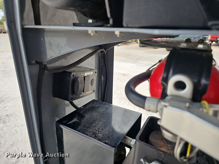 image for item NX9203 2022 Thunder Creek Equipment  FST990 fuel trailer