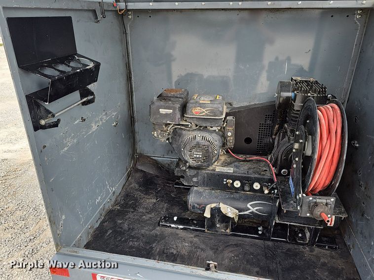 image for item NX9203 2022 Thunder Creek Equipment  FST990 fuel trailer