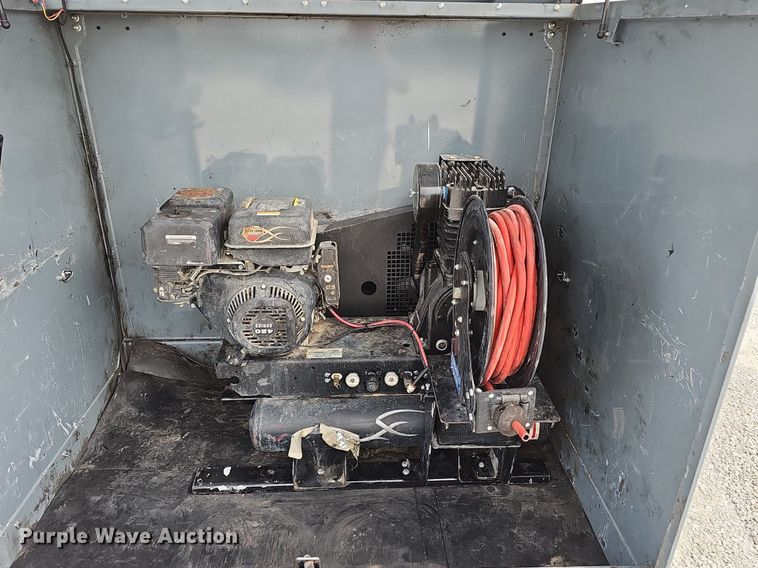 image for item NX9203 2022 Thunder Creek Equipment  FST990 fuel trailer