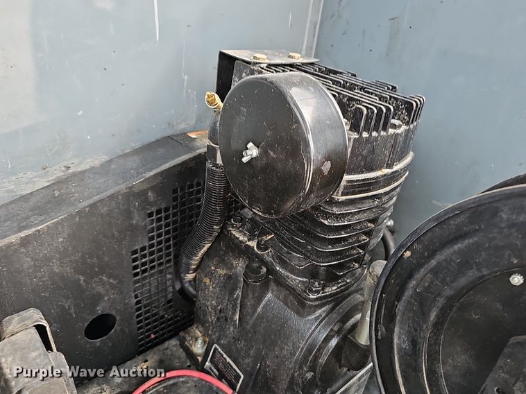 image for item NX9203 2022 Thunder Creek Equipment  FST990 fuel trailer