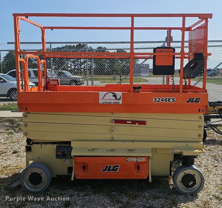 image for item NX9211 2020 JLG 3246ES scissor lift