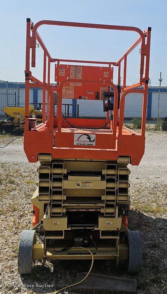 image for item NX9211 2020 JLG 3246ES scissor lift