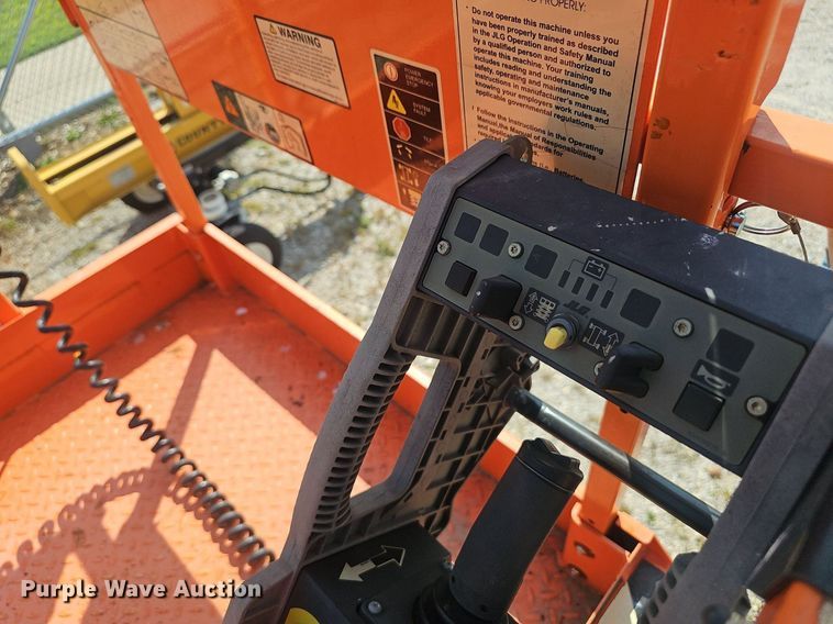 image for item NX9211 2020 JLG 3246ES scissor lift