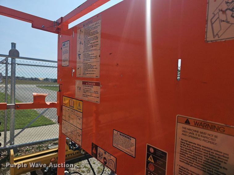 image for item NX9211 2020 JLG 3246ES scissor lift