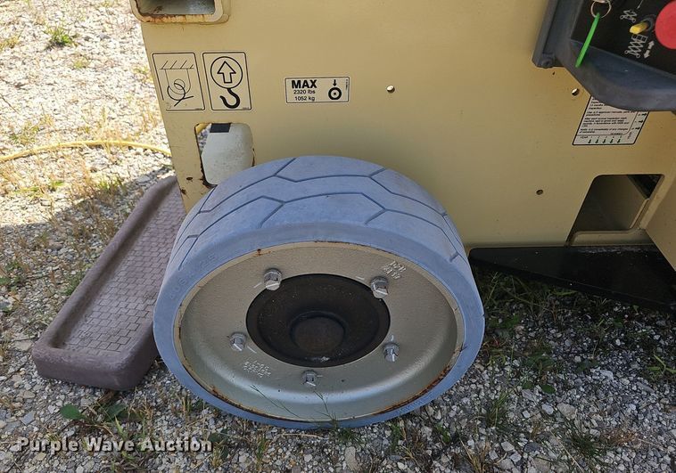 image for item NX9211 2020 JLG 3246ES scissor lift