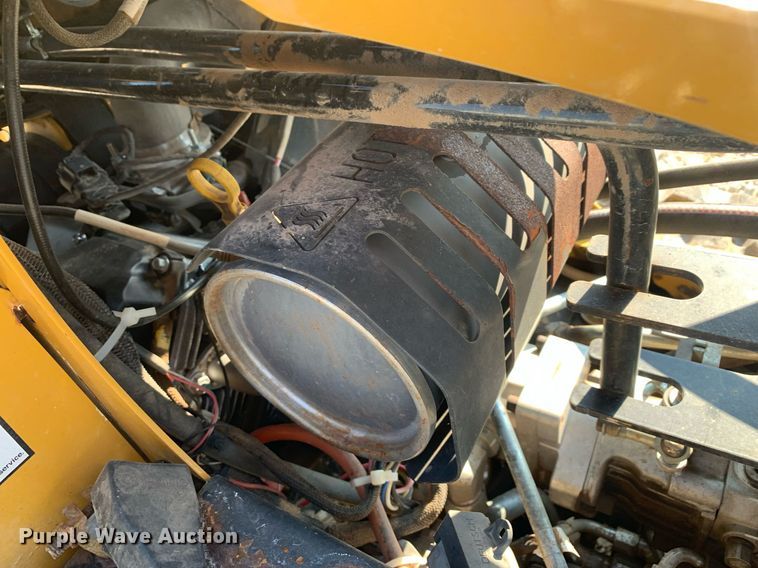 image for item NX9214 2019 Vermeer  SC30 stump grinder