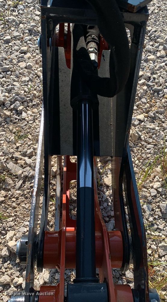 image for item NX9218 Bobcat 24