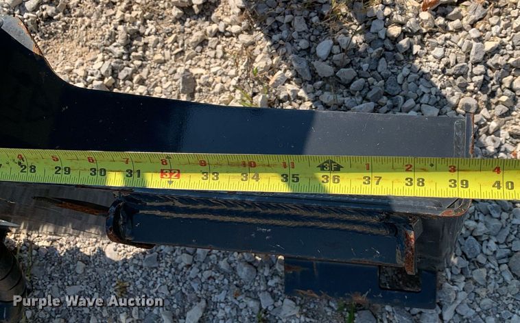 image for item NX9218 Bobcat 24