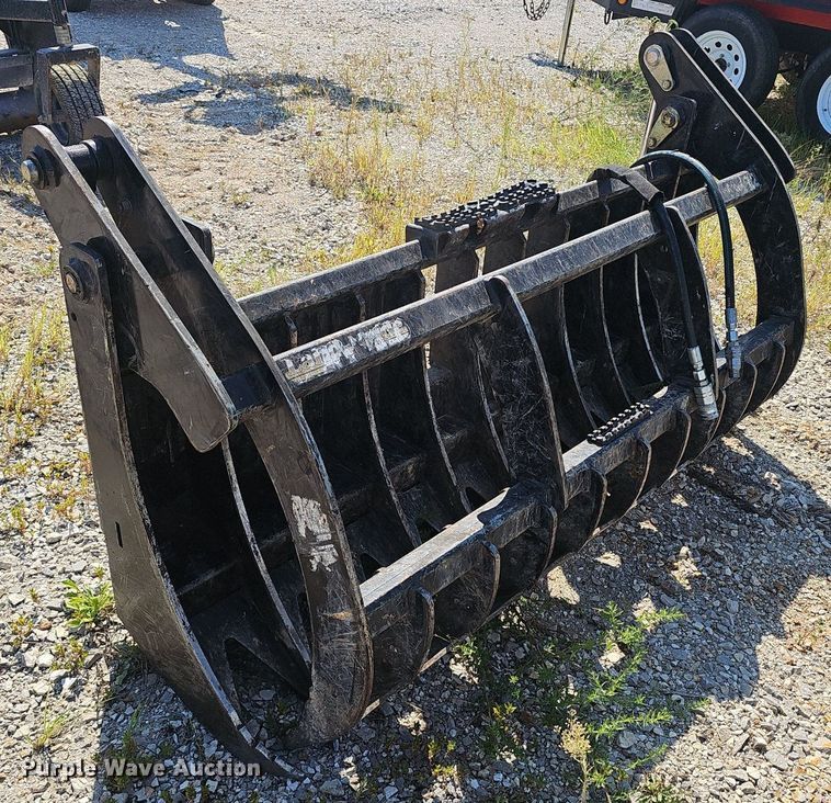 image for item NX9225 Land Pride  72