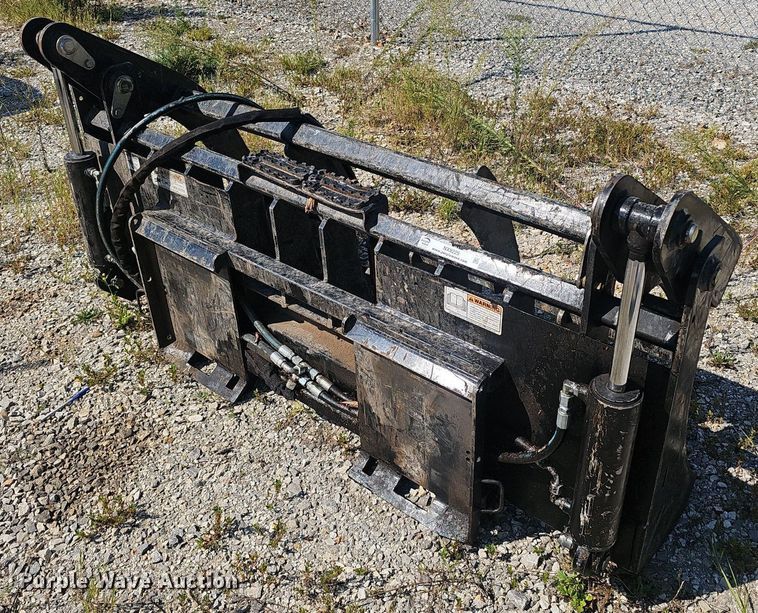 image for item NX9225 Land Pride  72