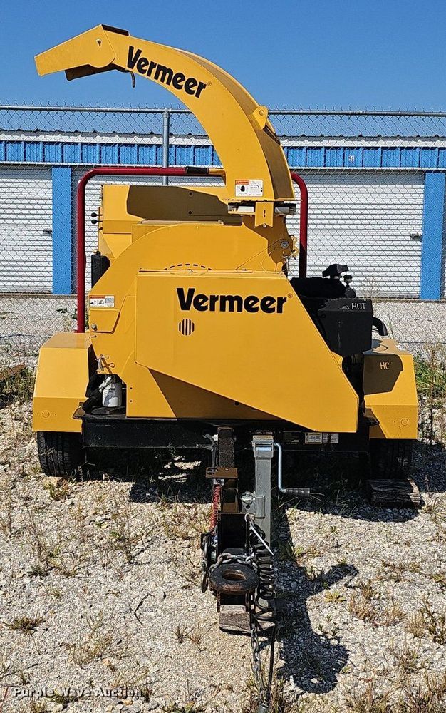 image for item NX9228 2019 Vermeer BC900XL wood chipper