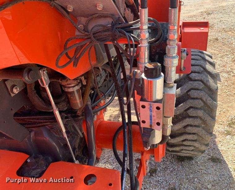 image for item NX9234 2020 Kubota  L4701 MFWD tractor