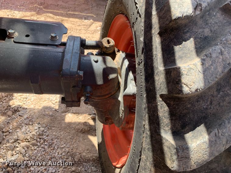 image for item NX9234 2020 Kubota  L4701 MFWD tractor