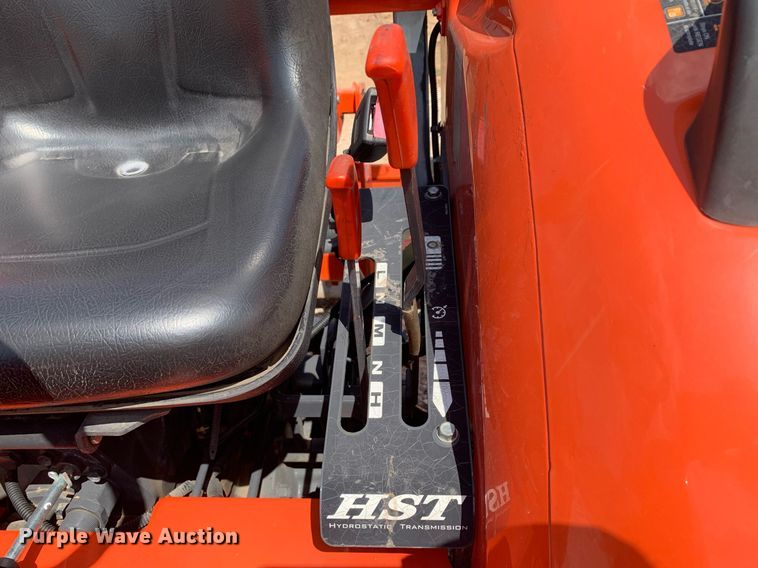 image for item NX9234 2020 Kubota  L4701 MFWD tractor