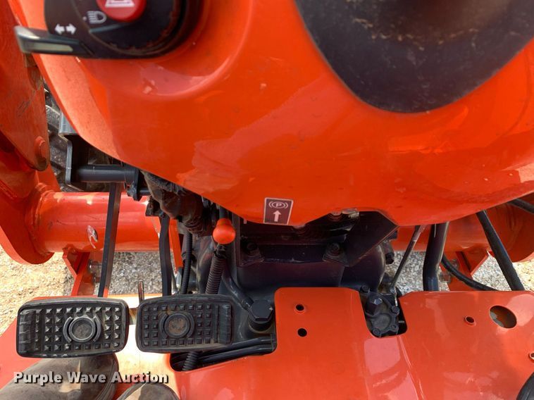 image for item NX9234 2020 Kubota  L4701 MFWD tractor