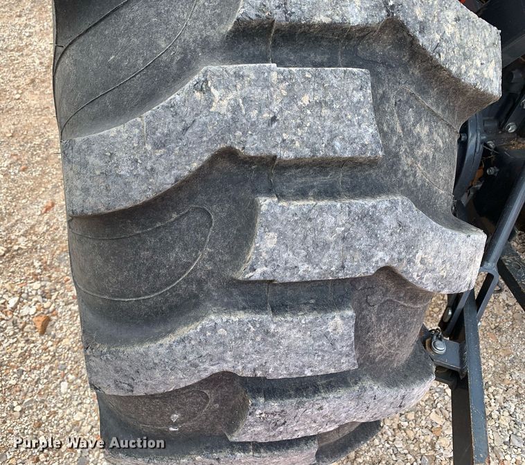 image for item NX9234 2020 Kubota  L4701 MFWD tractor