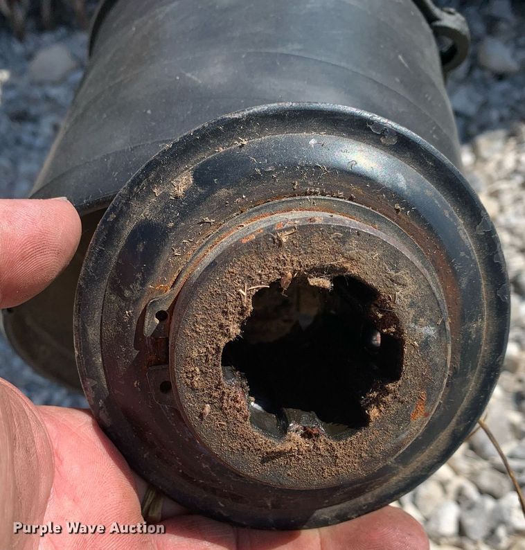 image for item NX9235 2006 Bush Whacker HD72 rotary mower