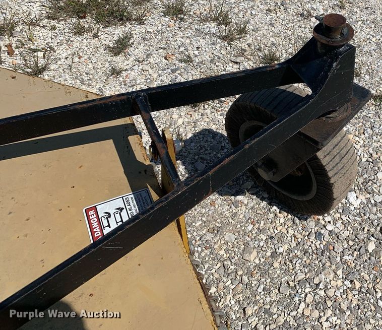 image for item NX9235 2006 Bush Whacker HD72 rotary mower