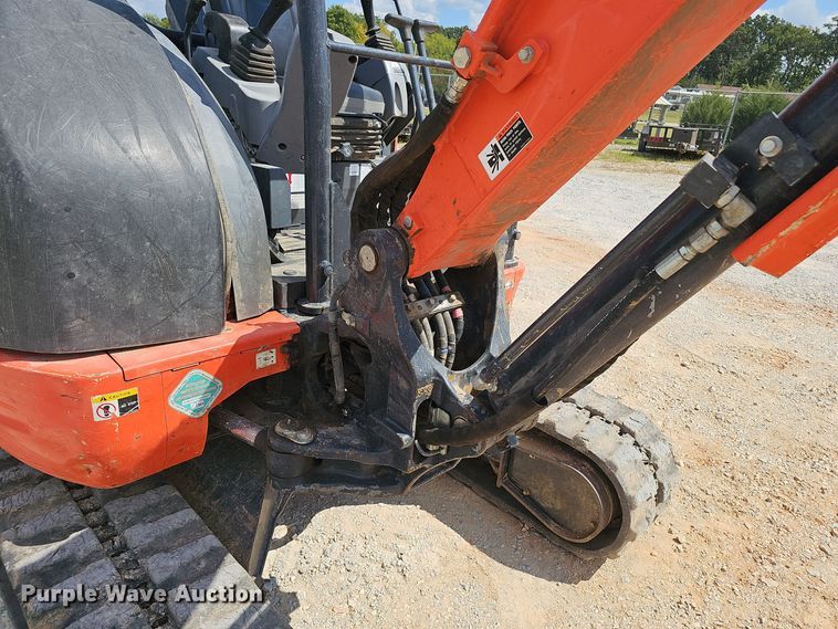 image for item NX9240 2019 Kubota  KX040-4 mini excavator