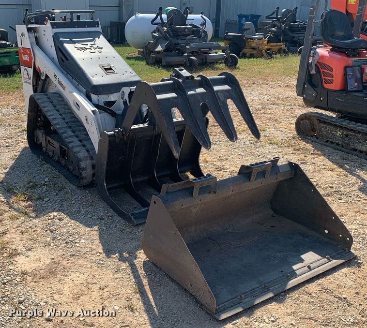 image for item NX9241 2020 Bobcat MT85 compact utility loader