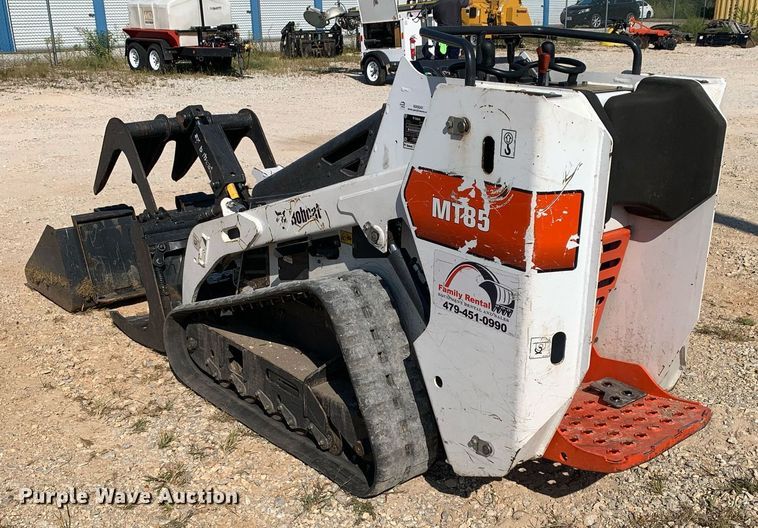 image for item NX9241 2020 Bobcat MT85 compact utility loader