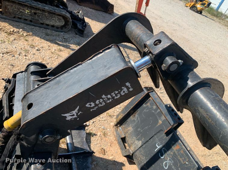 image for item NX9241 2020 Bobcat MT85 compact utility loader