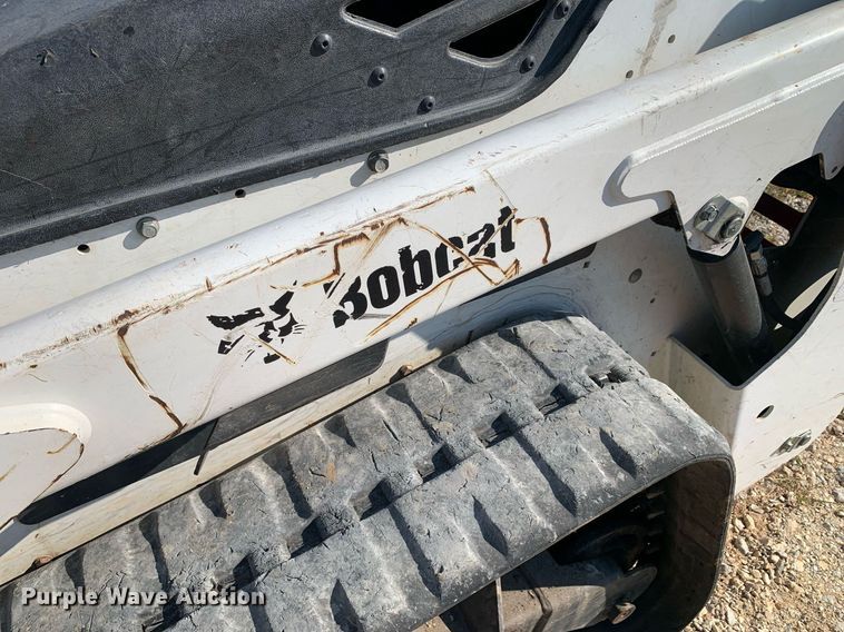 image for item NX9241 2020 Bobcat MT85 compact utility loader