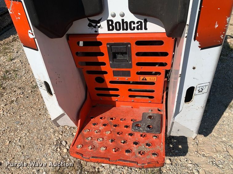 image for item NX9241 2020 Bobcat MT85 compact utility loader