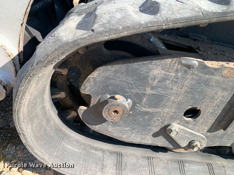 image for item NX9241 2020 Bobcat MT85 compact utility loader