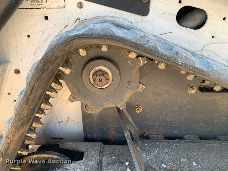 image for item NX9241 2020 Bobcat MT85 compact utility loader