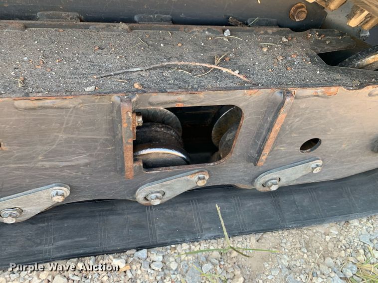 image for item NX9241 2020 Bobcat MT85 compact utility loader