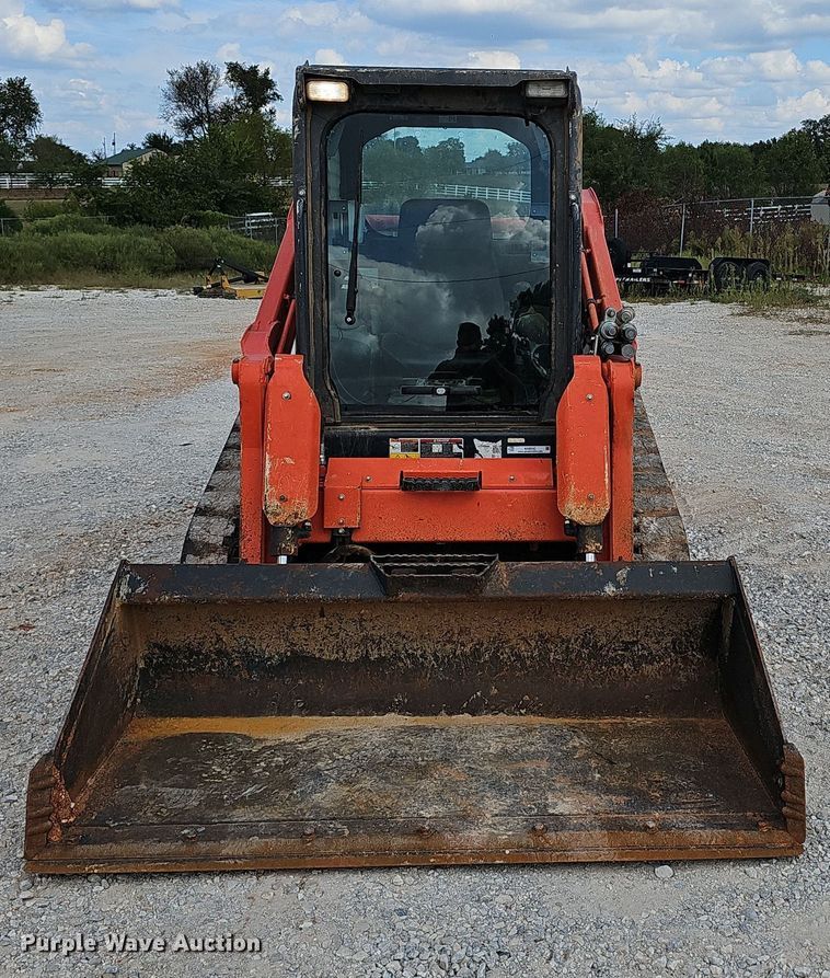 image for item NX9242 2021 Kubota  SVL 75-2 tracked skid steer loader