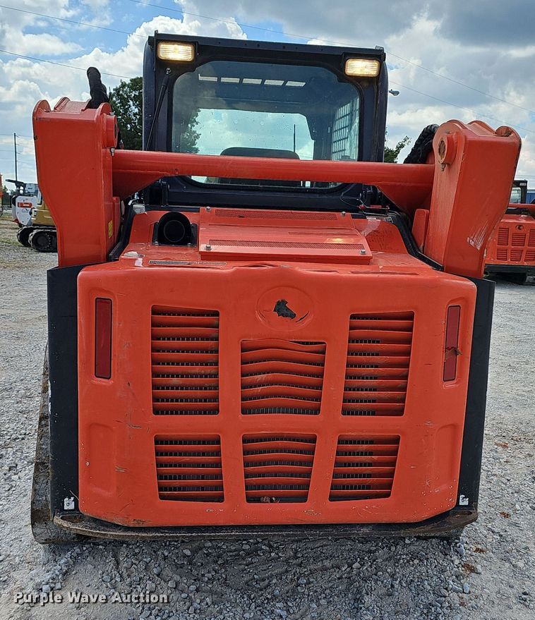 image for item NX9242 2021 Kubota  SVL 75-2 tracked skid steer loader